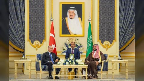 بيان سعودي - تركي مشترك يؤكد دعم مجلس القيادة الرئاسي