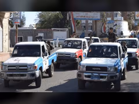 شرطة تعز تضبط 21 متهماً خلال 24 ساعة في قضية مقتل مدير برنامج الغذاء العالمي.