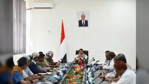مدراء المديريات في محافظة مأرب يعقدون اجتماعاً مشتركاً مع فرع شركة النفط اليمنية