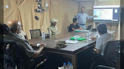 العميد طارق صالح يطلع على مخطط مشروع تطوير ميناء المخا