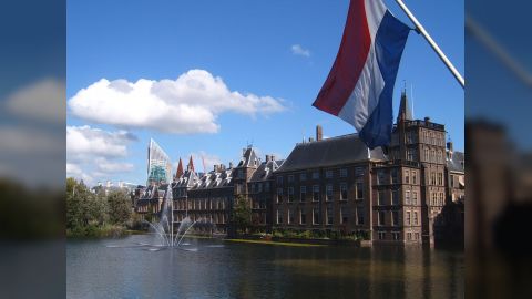 هولندا تقدم 8 ملايين دولار لتحسين الصحة الإنجابية للنساء في اليمن