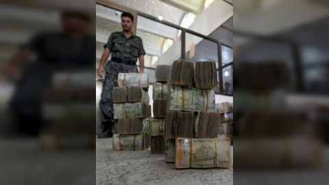 مليشيا الحوثي تنهب مليوني دولار من شركة خاصة بذريعة تمويل المولد النبوي