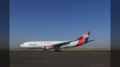 اليمنية تطالب الحوثيين برفع قيودهم على أرصدة الشركة البالغة أكثر من 80 مليون دولار