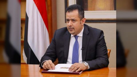 رئيس الوزراء يرأس اجتماع مشترك لقيادة هيئة الأركان والمنطقة العسكرية الخامسة