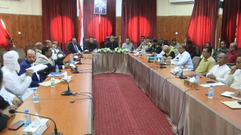 لجنة الطوارئ بوادي وصحراء حضرموت تناقش الاستعدادات لمواجهة الاعصار المداري بيج