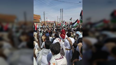 تظاهرات حاشدة في المدن اليمنية تندد بجرائم الاحتلال الإسرائيلي في قطاع غزة