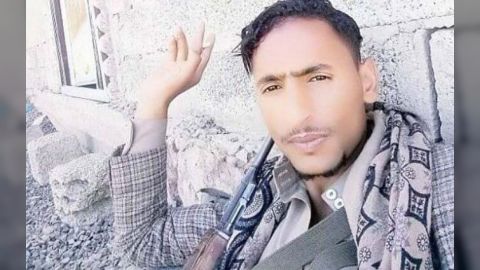 مركز حقوقي: مليشيا الحوثي أعدمت مجنداً في قسم شرطة تابع لها شرقي تعز