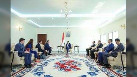 رئيس الوزراء يستقبل في عدن وفد وزارة الخارجية الروسية