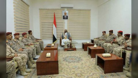 العرادة يؤكد حرص القيادة السياسية على تطوير قدرات القوات المسلحة والأمن