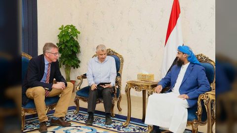 المحرمي: مليشيات الحوثي جماعة إرهابية لا تُؤمن بالسلام وسجلها حافل في نقض الاتفاقيات