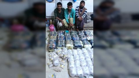 قوات خفر السواحل تضبط عصابة تهريب مخدرات