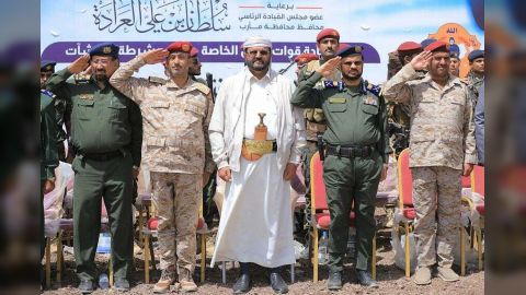 العرادة يشهد حفل اختتام الدورة الثانية صاعقة مشتركة لقوات الأمن الخاصة والمنشآت بمأرب