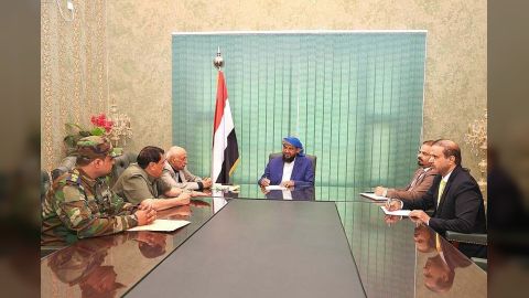 المحرّمي يجتمع برئيس مصلحة السجون بالجمهورية ومدير أمن عدن