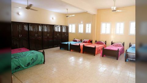 محافظ حضرموت يفتتح مبنى دار الأحداث بمدينة المكلا