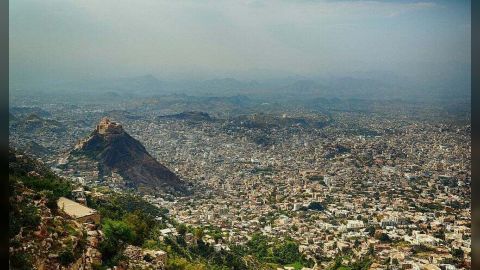 مصرع وإصابة عدد من المليشيات الحوثية الارهابية غرب تعز