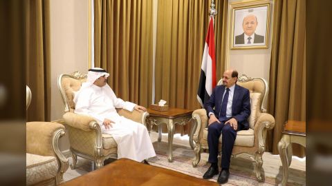 وزير الخارجية يبحث مع السفير الكويتي سبل تعزيز وتطوير العلاقات الثنائية