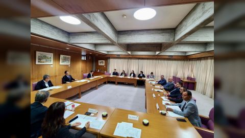 وفد اليمن يطلع على تجربة مدينة ميتاكا اليابانية في الادارة والتخطيط واعادة الاعمار