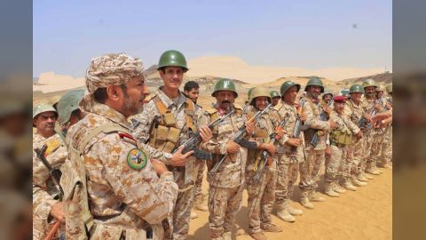 رئيس الأركان يشهد تنفيذ مشروع الرماية بالذخيرة الحية لقيادات ومنتسبي هيئة التدريب