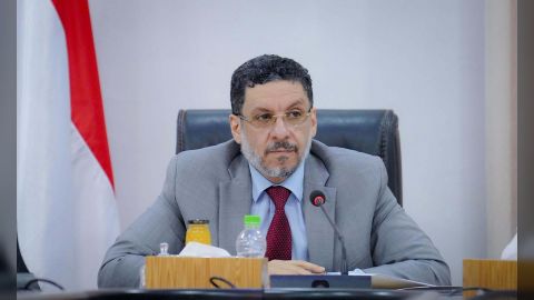 رئيس الوزراء يحيل قضايا فساد جديدة الى النائب العام