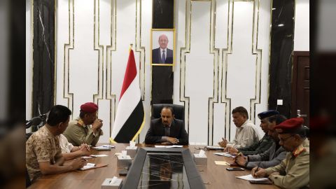 اللجنة الأمنية بحضرموت ترحّببقرار فخامة الرئيس بتشكيل لجنة لتلخيص مطالب حضرموت