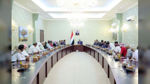 رئيس الوزراء يعلن عن خارطة استثمارية للقطاعات الواعدة بالتعاون مع شركاء اليمن في التنمية