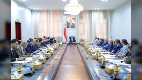 مجلس الوزراء يستعرض القضايا المتعلقة بالواقع الخدمي والاقتصادي والمعيشي للمواطنين