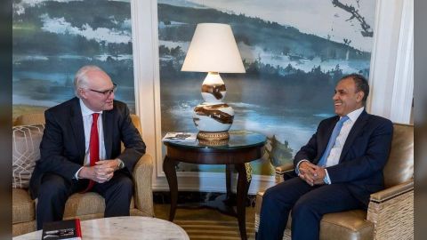 وزير الخارجية المصري يجدد دعم بلاده للشرعية في اليمن ووحدة واستقلال وسلامة اراضيها