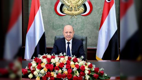 رئيس مجلس القيادة يدعو الى اصطفاف وطني كامل لمواجهة المتغيرات المحلية والاقليمية