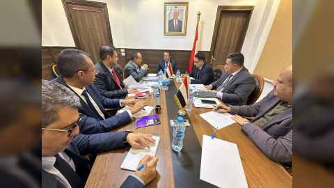 مجلس الشورى يطالب الخزانة الأمريكية بإعادة النظر حول الاجراءات التي طالت البرلماني حميد الاحمر