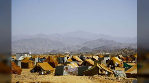 البنك الدولي يُحذّر من تفاقم الأزمة الإنسانية والاقتصادية في اليمن جراء استمرار الصراع