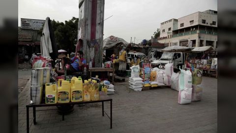 تقرير دولي: متوسط قيمة سلة الغذاء في مناطق سيطرة الحوثيين أكثر بنحو 20 دولاراً عن مناطق سيطرة الحكومة