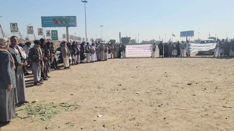 القيادي الحوثي المشاط يمنع تنفيذ حكم إعدام بحق مدان بالقتل ويأمر بإطلاق سراحه