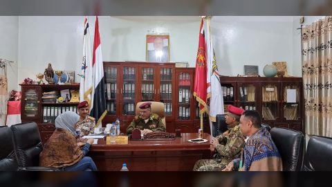 لجنة التحقيق الوطنية تناقش اوضاع حقوق الانسان الاخيرة بتعز وتفعيل آليات المحاسبة