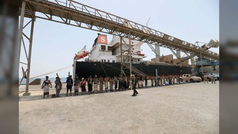 واشنطن تحظر استيراد المشتقات النفطية عبر الموانئ الخاضعة لسيطرة الحوثيين