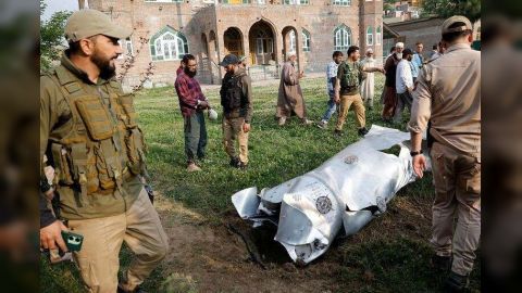 عشرات القتلى والجرحى بقصف متبادل وباكستان تعلن إسقاط 5 مقاتلات هندية