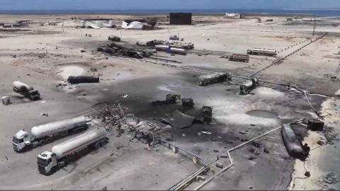 موقع أميركي: احتجاز سفن في رأس عيسى ومخاوف أمنية تُفاقم شلل الملاحة في البحر الأحمر