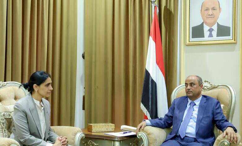 رئيس الوزراء يشيد بمستوى العلاقات الثنائية مع بريطانيا والدور المعول عليها لدعم أولويات الحكومة