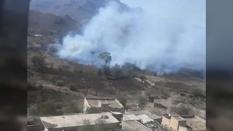 مليشيات الحوثي تحرق مزارع المواطنين في الضالع