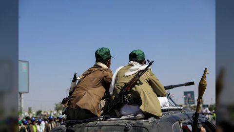 الضالع... إصابة 4 مواطنين برصاص عنصر حوثي في دمت