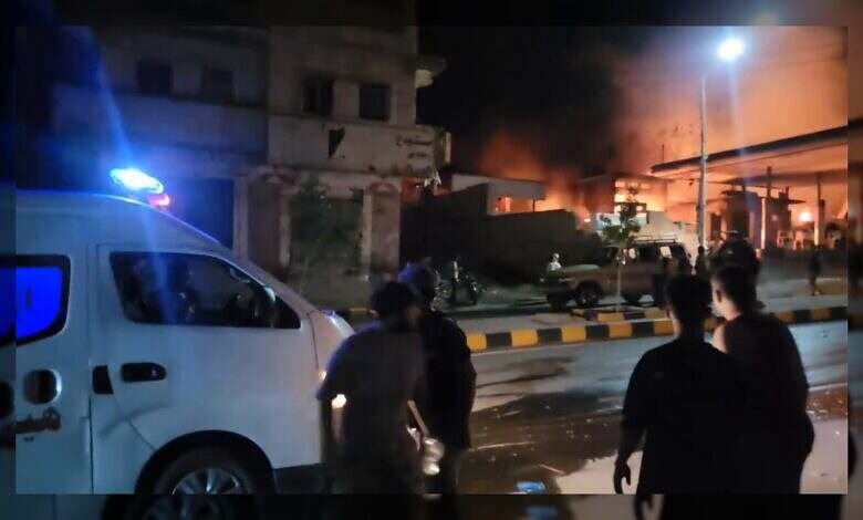 هجوم حوثي على تعز يسفر عن قتيل و22 جريحًا