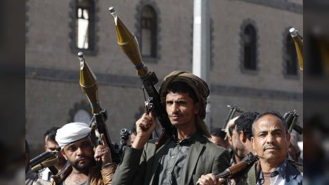 تقرير حقوقي يوثق 123 جريمة قتل أقارب ارتكبتها عناصر تابعة للمليشيات الحوثية في 14 محافظة