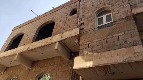 مليشيا الحوثي تستولي على منزل ضابط في الجيش اليمني بصنعاء