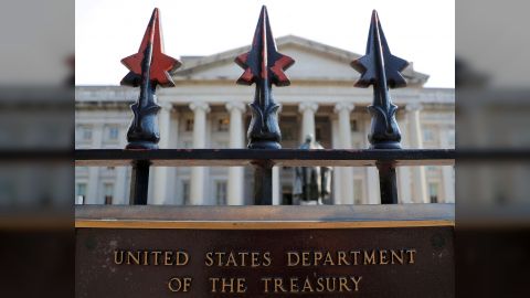 الخزانة الأمريكية تفرض عقوبات على 32 فرداً وكياناً و4 سفن مرتبطة بالحوثيين