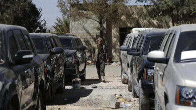 الائتلاف الوطني للنساء: المليشيات الحوثية اعتقلت خلال الأيام الثلاثة الماضية أكثر من 17 موظفاً أممياً