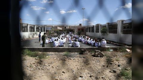 مليشيا الحوثي تقتحم أراضي مزارعين في عمران وتختطف الرافضين لنهب ممتلكاتهم