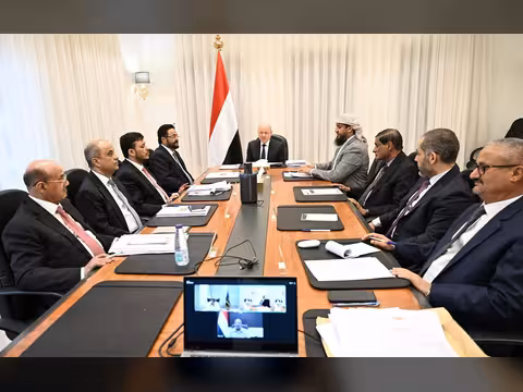 مجلس القيادة يناقش مستجدات الأوضاع الوطنية ويحث على تعظيم مكاسب الاصلاحات وتضييق الخناق على المليشيات