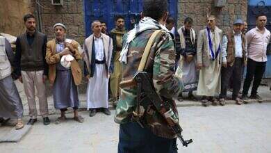 تهم "التجسس" تطال الجميع.. الحوثيون ينتقمون من اليمنيين بعد توقف حرب غزة