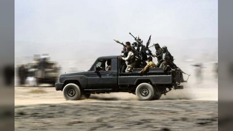 انتهاكات المليشيا خلال أسبوع... قتل غامض وابتزاز اقتصادي واحتجاز جثامين مدنيين