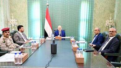 مجلس القيادة يجدد دعمه الكامل للإصلاحات الحكومية الشاملة ويشيد بالجاهزية العالية للقوات المسلحة