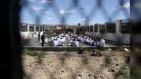 موجة الاعتقالات تكشف انهيارات أعمق... هل دخل الحوثيون في مرحلتهم الأكثر ضعفاً؟